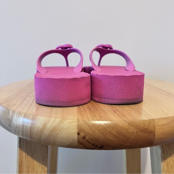 Gucci Pascar GG Platform Flip Flop - Worn Once! Size 39 - Picture 3 of 9